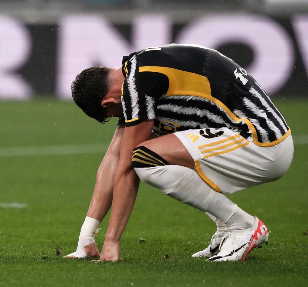 的女孩小林 的女孩小林