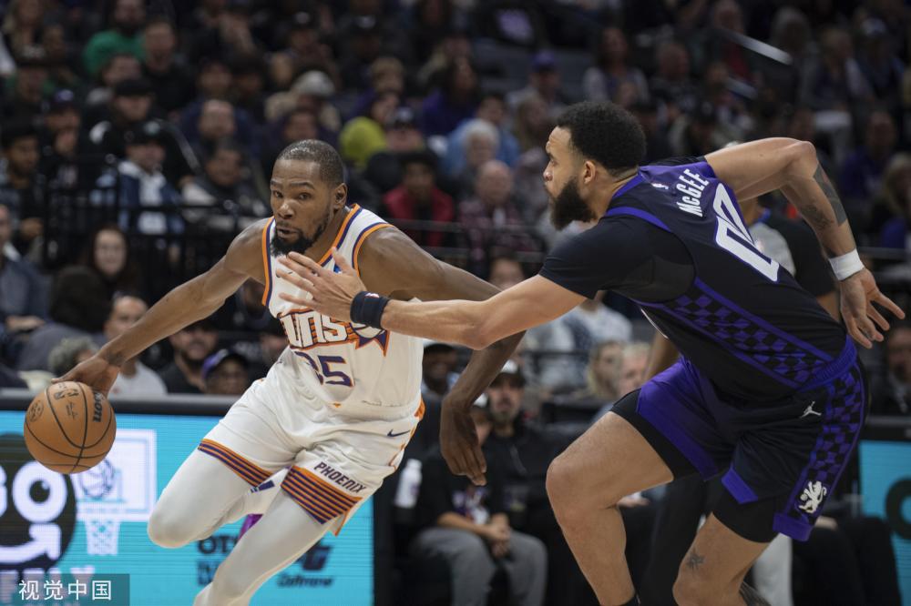 詹姆斯与安 詹姆斯与安