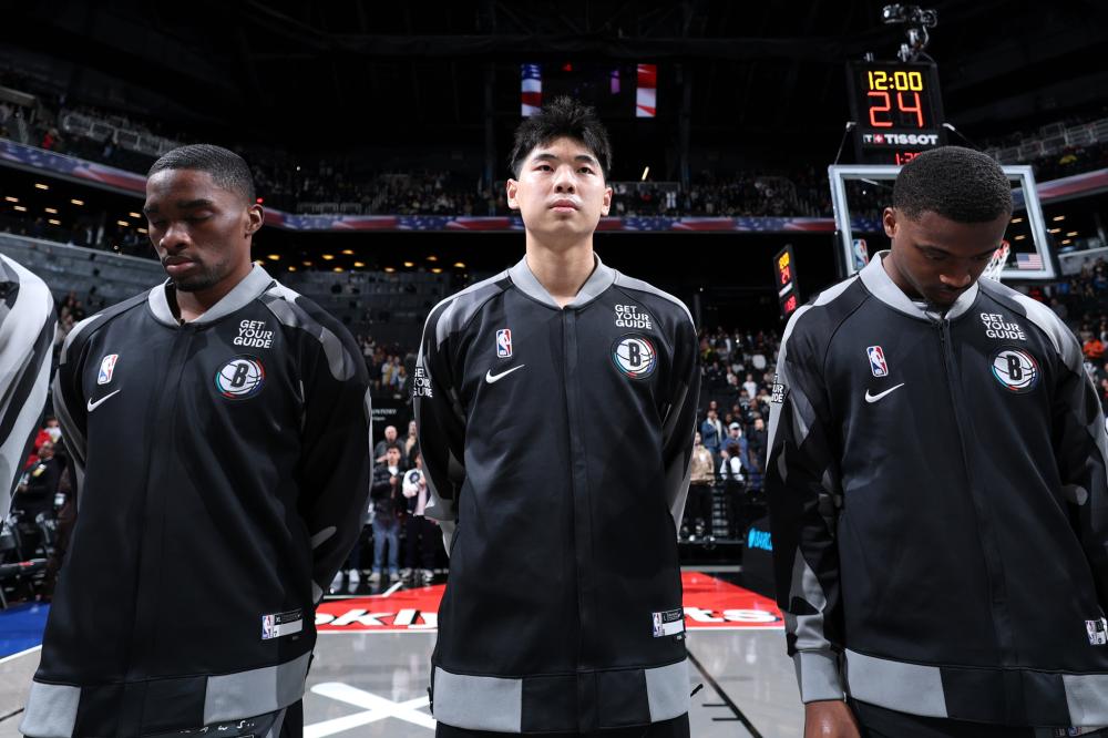 展现出了全 展现出了全