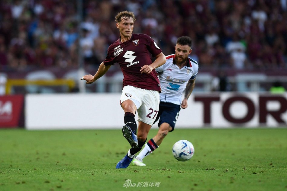 的表现赢得 的表现赢得